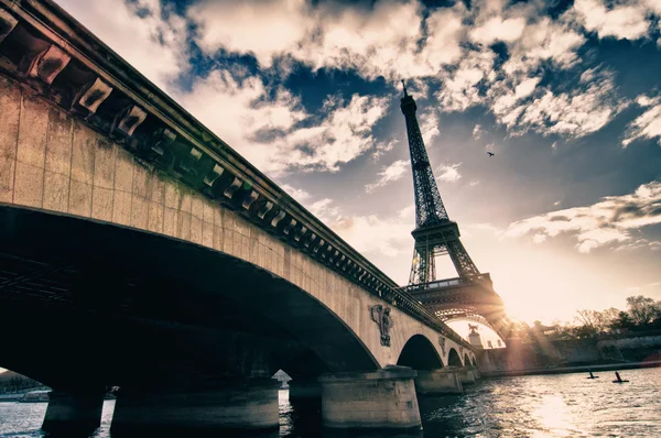 Colores de la Torre Eiffel en invierno — Foto de Stock