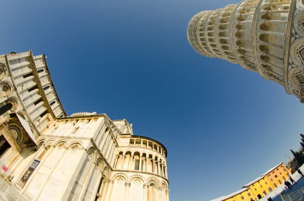 Piazza dei Miracoli em Pisa depois de uma tempestade de neve — Fotografia de Stock