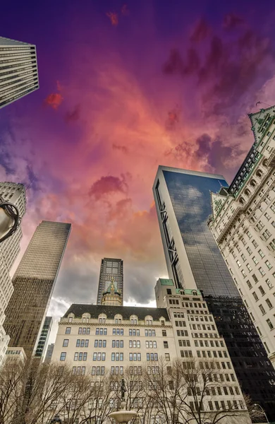 Manhattan, new york şehri. yüksek gökdelenler harika manzarasını fro — Stok fotoğraf