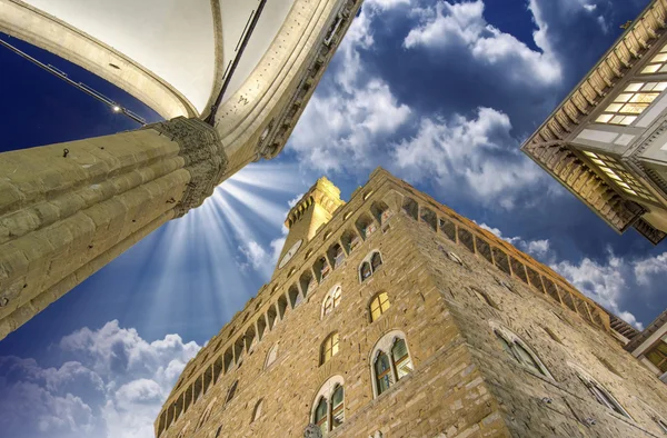 Palazzo Vecchio épületére és a Piazza della Signoria, Firenze. gyönyörű — Stock Fotó