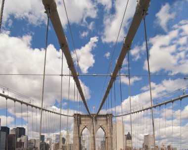 brooklyn köprüsü üzerinde yol