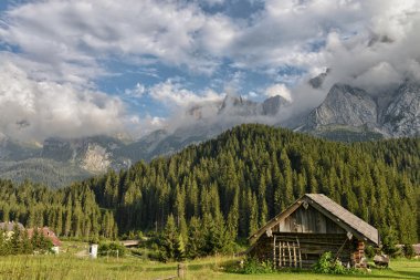dağlarda yaz. Dolomites, İtalya.