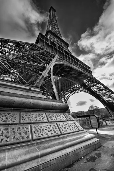 Magnificencia de la Torre Eiffel — Foto de Stock