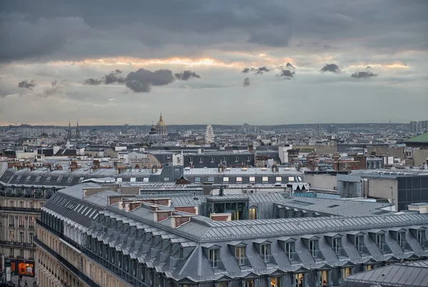 Paris. Magnifique vue aérienne sur la ville en hiver — Photo