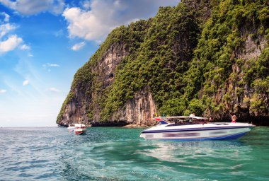 Phi phi Island, Tayland - 5 Ağustos: turist tadını harika b