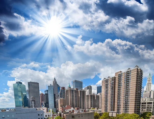 Krásný pohled nižší mrakodrapy Manhattanu — Stock fotografie