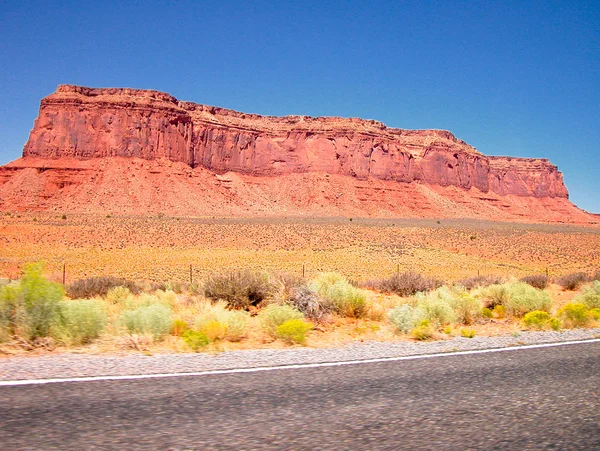 Καλοκαίρι στο Monument Valley — Φωτογραφία Αρχείου