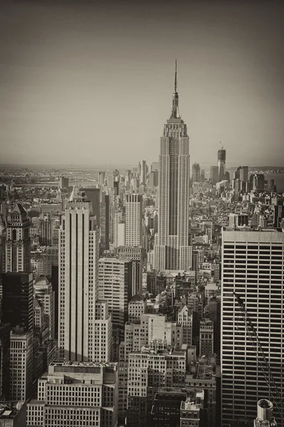 NUEVA YORK CITY - 20 DE MARZO: Edificio Empire State el 20 de marzo de 201 — Foto de Stock