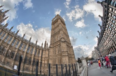 güzel manzaralı şehir yerlerinden Londra