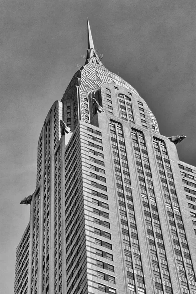 NEW YORK CITY - MAR 22: L'edificio Chrysler brilla in inverno s — Foto Stock