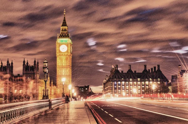 Palazzo di Westminster al tramonto, splendida vista su Londra — Foto Stock