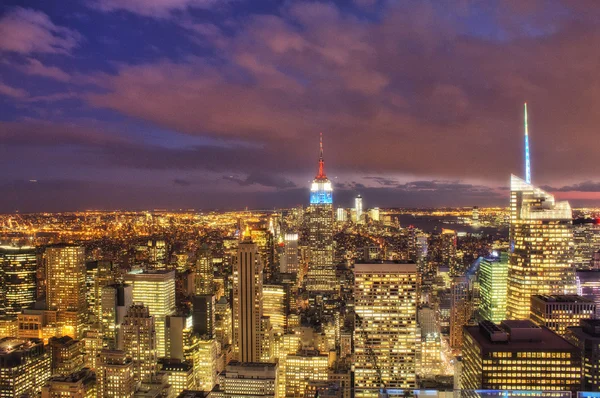 Manhattan. Luchtfoto van new york city skyline met stedelijke skysc — Stockfoto