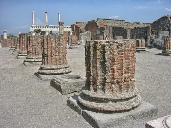 Krásný výhled na slavný Pompeje ruiny, Itálie — Stock fotografie