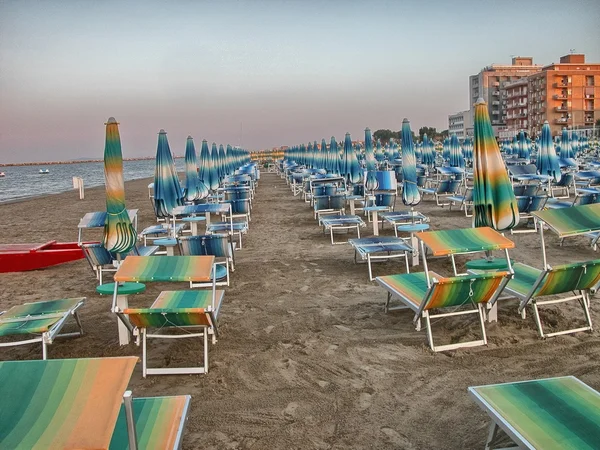 Rows of beach chairs — Stock Photo, Image