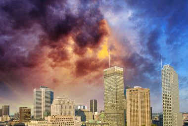 Montreal siluetinin güzel gök renkli - Kanada