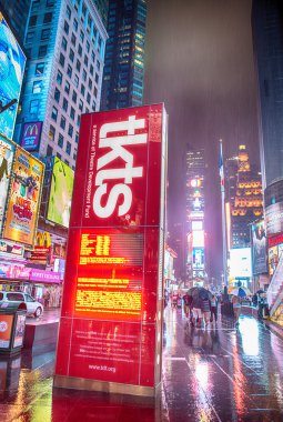 New York City - 13 Haziran: Ünlü ucuz bilet (tkts) booth için Br