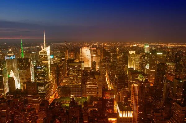 Manhattan, Nova Iorque. Vista espetacular do pôr do sol de Bryant Park e Midto — Fotografia de Stock