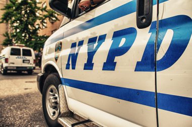 New York City - Haziran 9: Klasik Nypd araba Manhattan sokaklarında