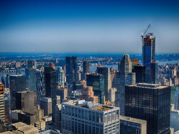 Hermosa vista aérea de los rascacielos de Manhattan - Nueva York s — Foto de Stock