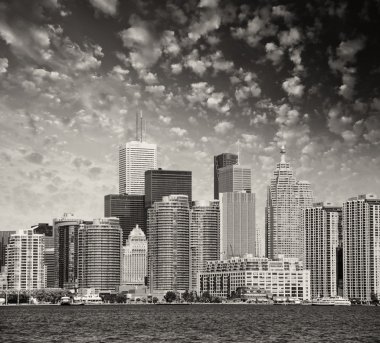 Toronto - Kanada. ontario Gölü üzerinden güzel şehir manzarası