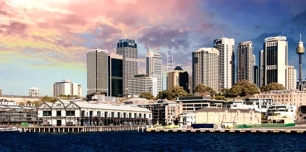 Sidney Limanı'na gökdelenler jackson bağlantı noktası. — Stok fotoğraf