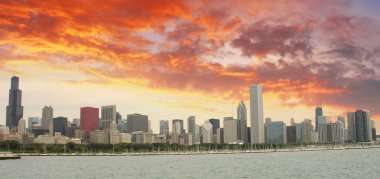 Chicago manzarası ile gökdelenler ve michigan Gölü