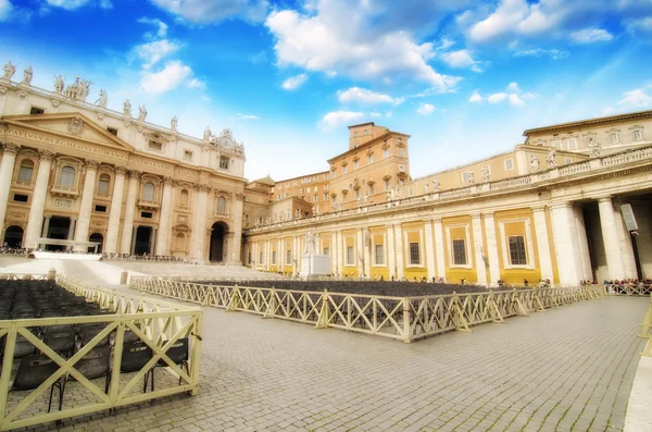 Krásný výhled na st peter náměstí v Římě, Itálie — Stock fotografie