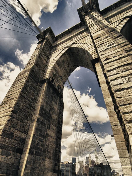 Brooklyn bridge Visa, new york city — Stockfoto