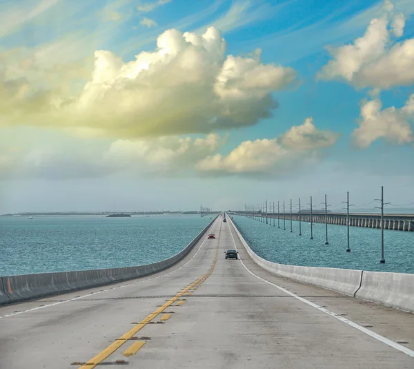 Atlantische intracoastal en snelweg us1. Florida keys tusen staten — Stockfoto