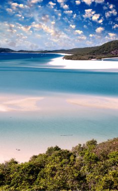 whitsunday Adaları üzerinde kış sezonu, austral harika renkler