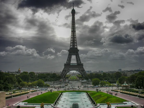 Тур Эйфель, Париж. Чудесный вид на знаменитую башню с Трокадера — стоковое фото