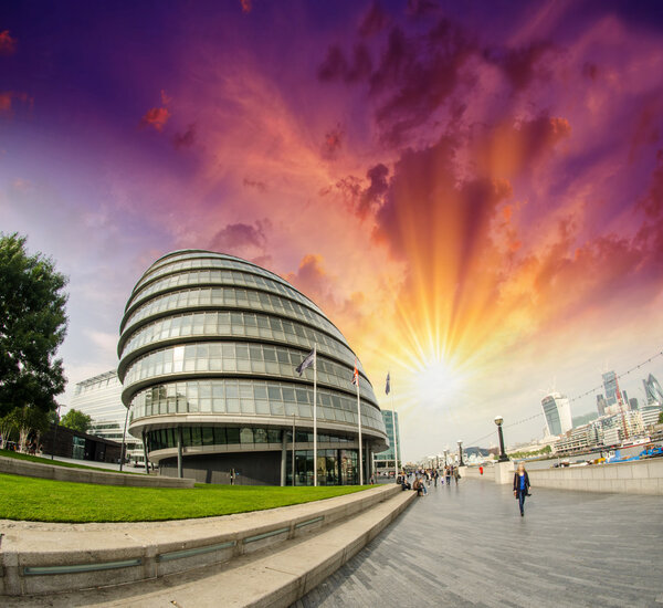 Sunset in London. City Hall area