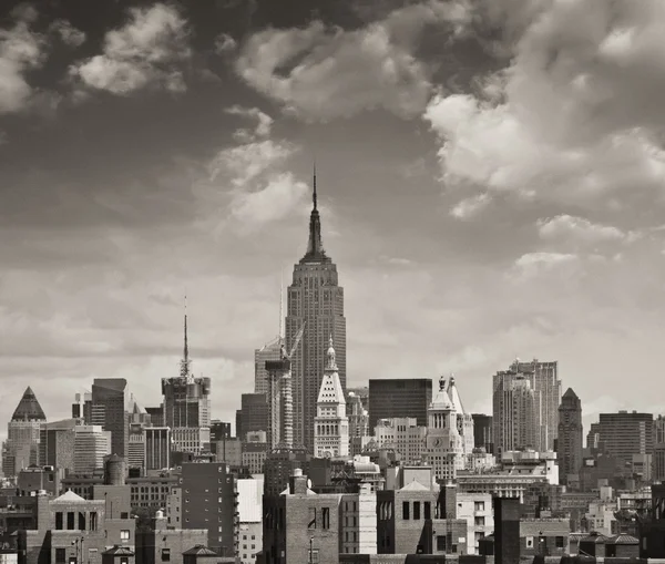 曼哈顿的摩天大楼的美妙的看法 — 图库照片