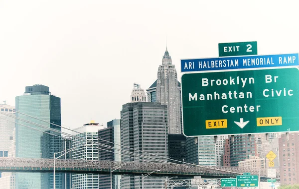 Segni e indicazioni stradali vicino a New York — Foto Stock