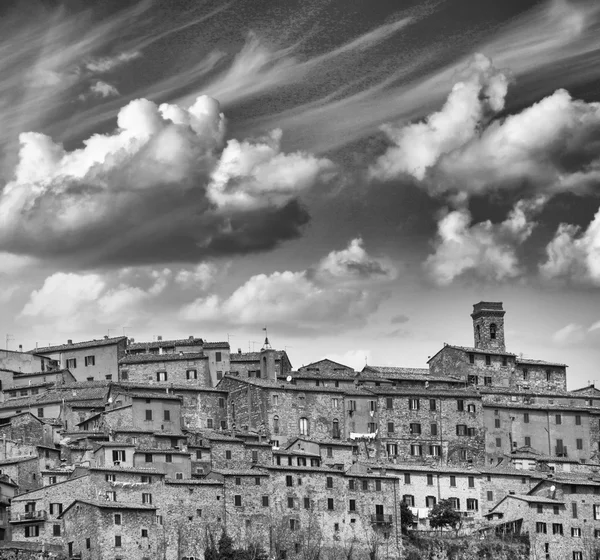 San Gimignano középkori falu - Toszkána gyönyörű naplemente, — Stock Fotó