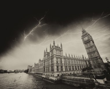 Londra fırtına. westminster alanı görüntüle