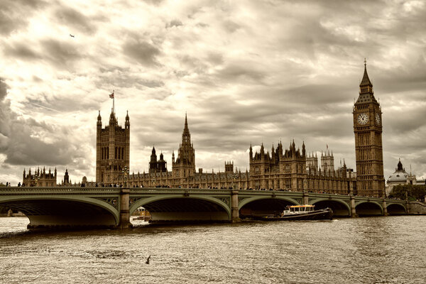 Terrific view of Westminster Bridge and Houses of Parliament, London.