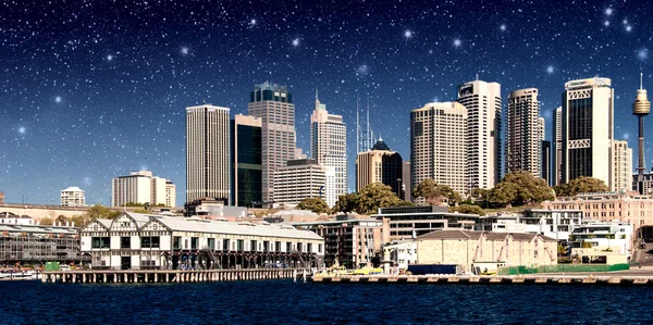 Wolkenkratzer von Sydney Harbour in Port Jackson, natürlicher Hafen — Stockfoto