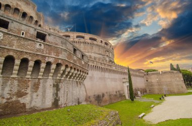 yan dış görünüm castel santangelo, Roma, İtalya