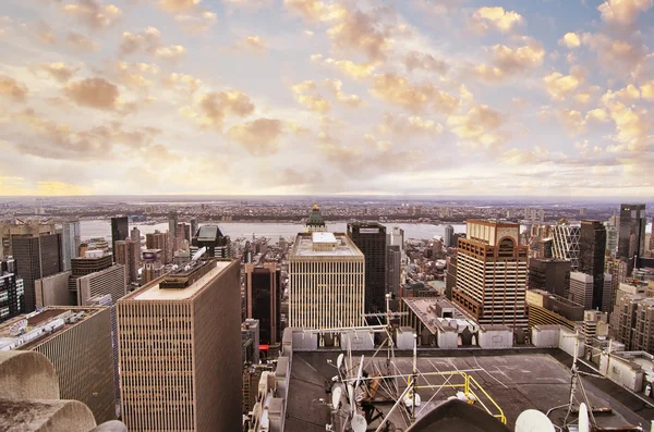 Ciudad de Nueva York - Manhattan skyline al atardecer de invierno —  Fotos de Stock