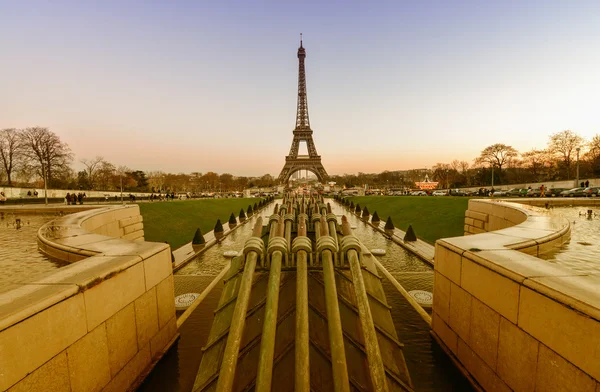 Der Eiffelturm in Paris. — Stockfoto