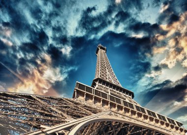 Paris. La Tour Eiffel, bottom-up street view clipart