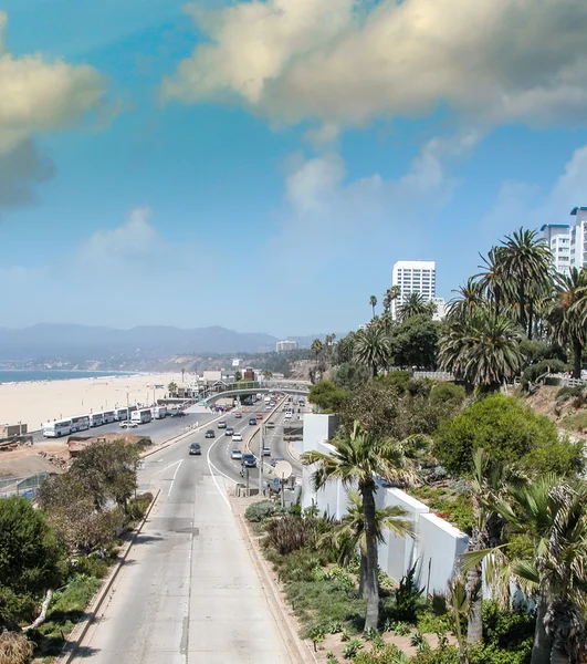 Santa Mónica, California. Interestatal a lo largo del océano — Foto de Stock