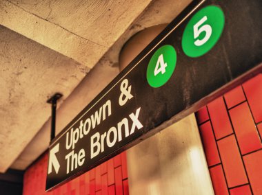 şehir dışına reklam bronx metro işareti, manhattan, new york