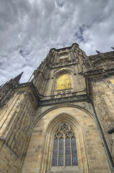 Arquitectura medieval típica de Praga — Foto de Stock