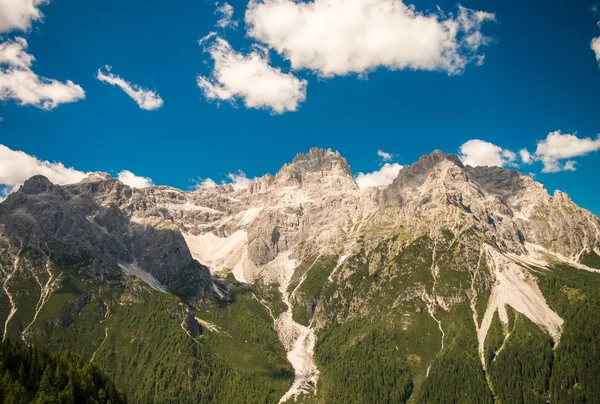 Amazing alpin landscape — Stock Photo, Image