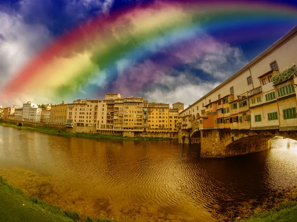 Rainbow in Ponte Vecchio — Stock Photo, Image