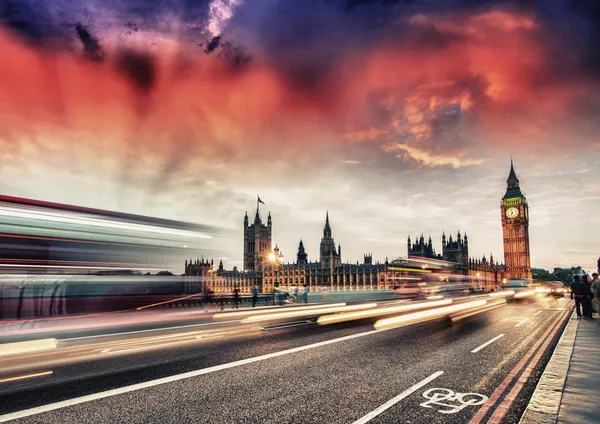 Westminster bridge - Londyn — Zdjęcie stockowe