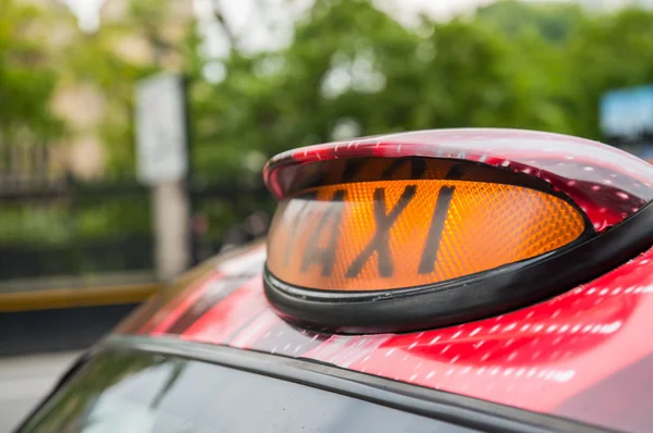 Londen zwarte taxi taxi teken — Stockfoto