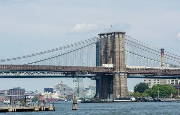 Brooklyn bridge new york symbool — Stockfoto